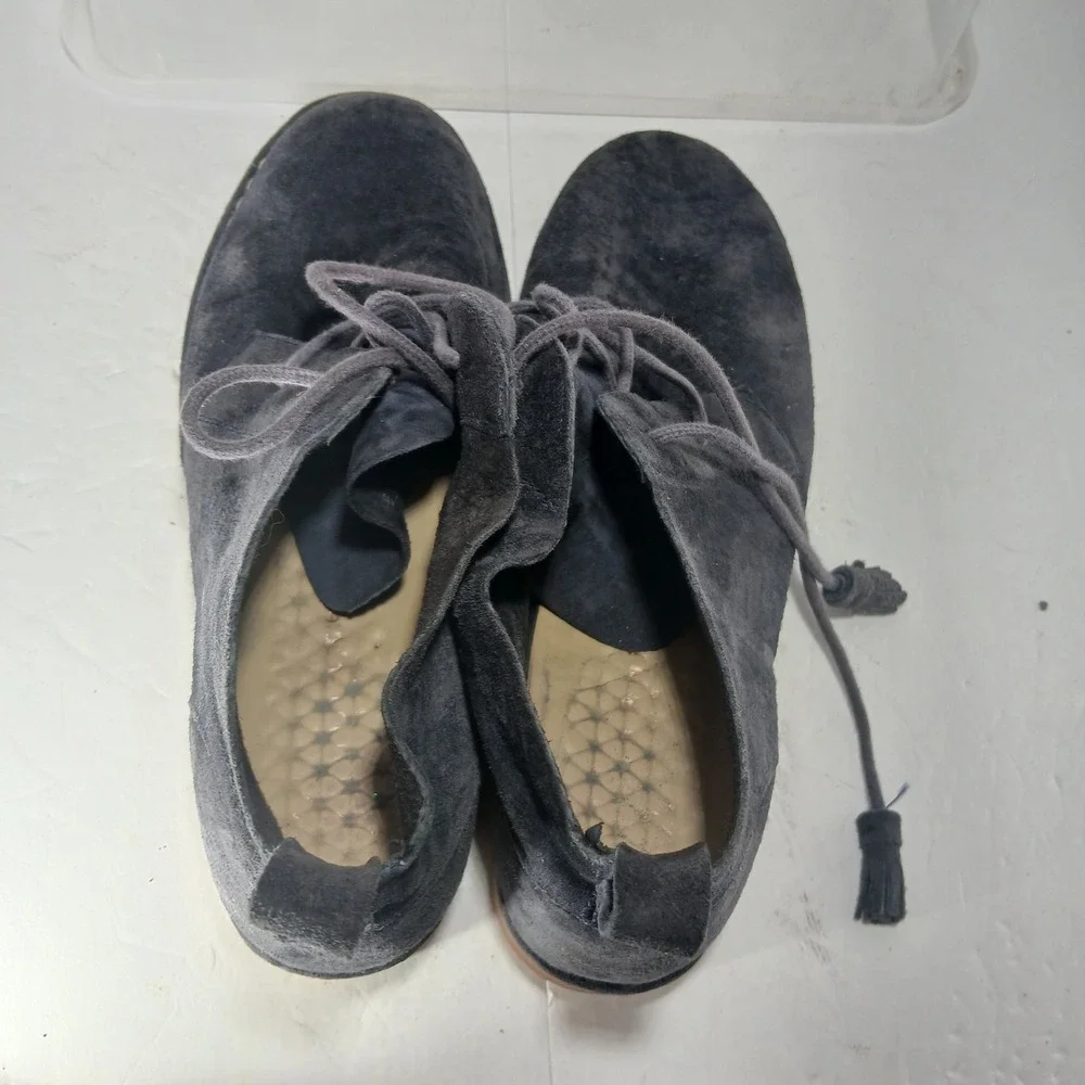 Hush Puppies soft suede
